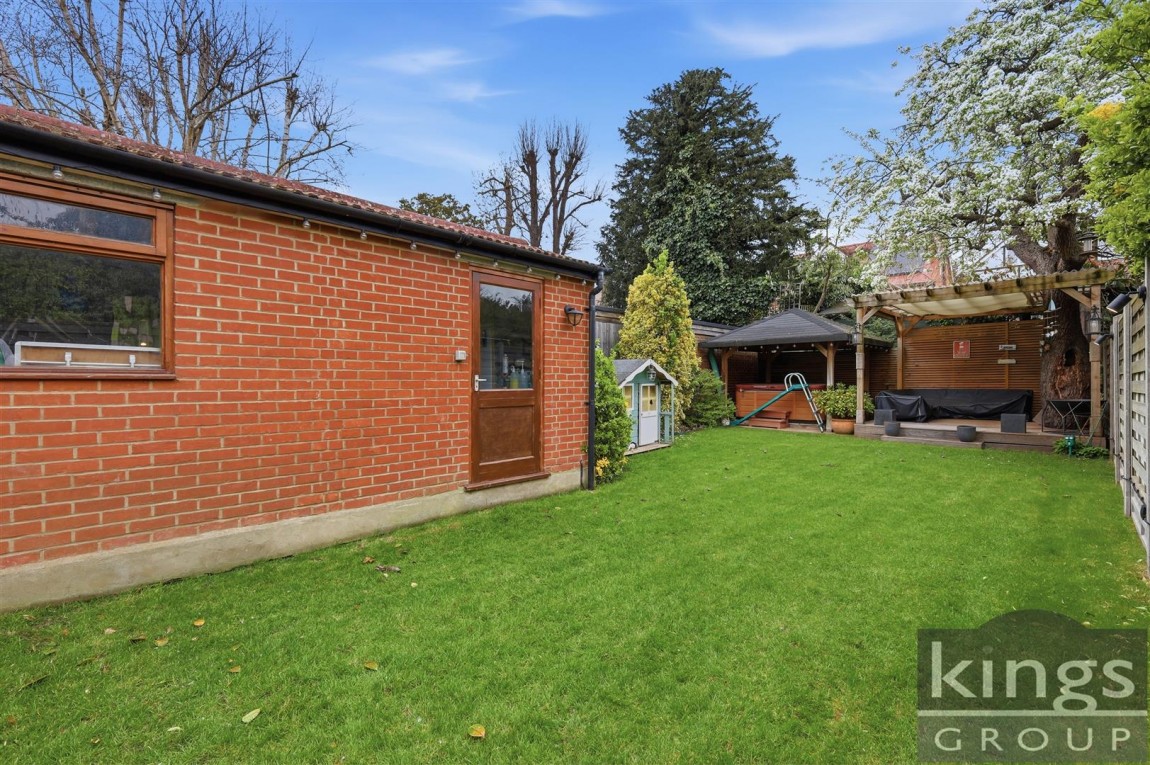 Images for Park Avenue, Enfield