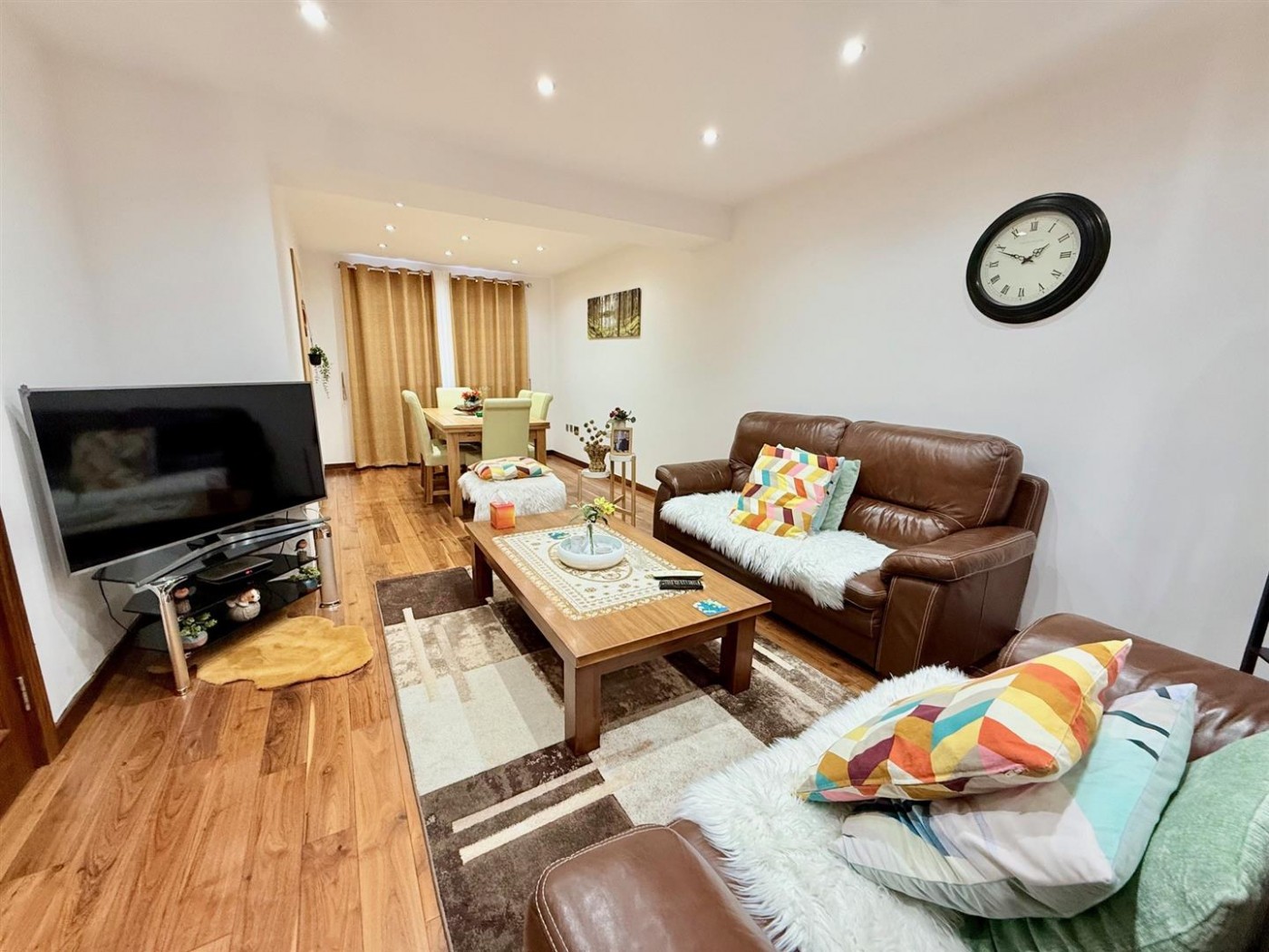 Images for Ropers Avenue, London