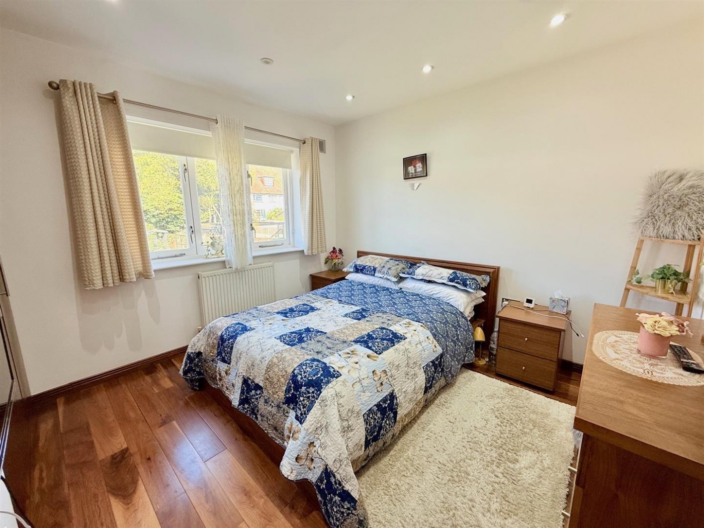 Images for Ropers Avenue, London