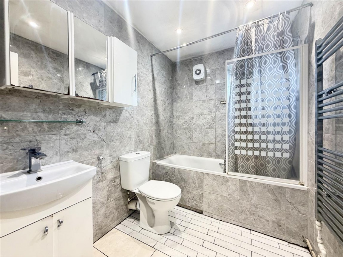 Images for Taylifers, Harlow