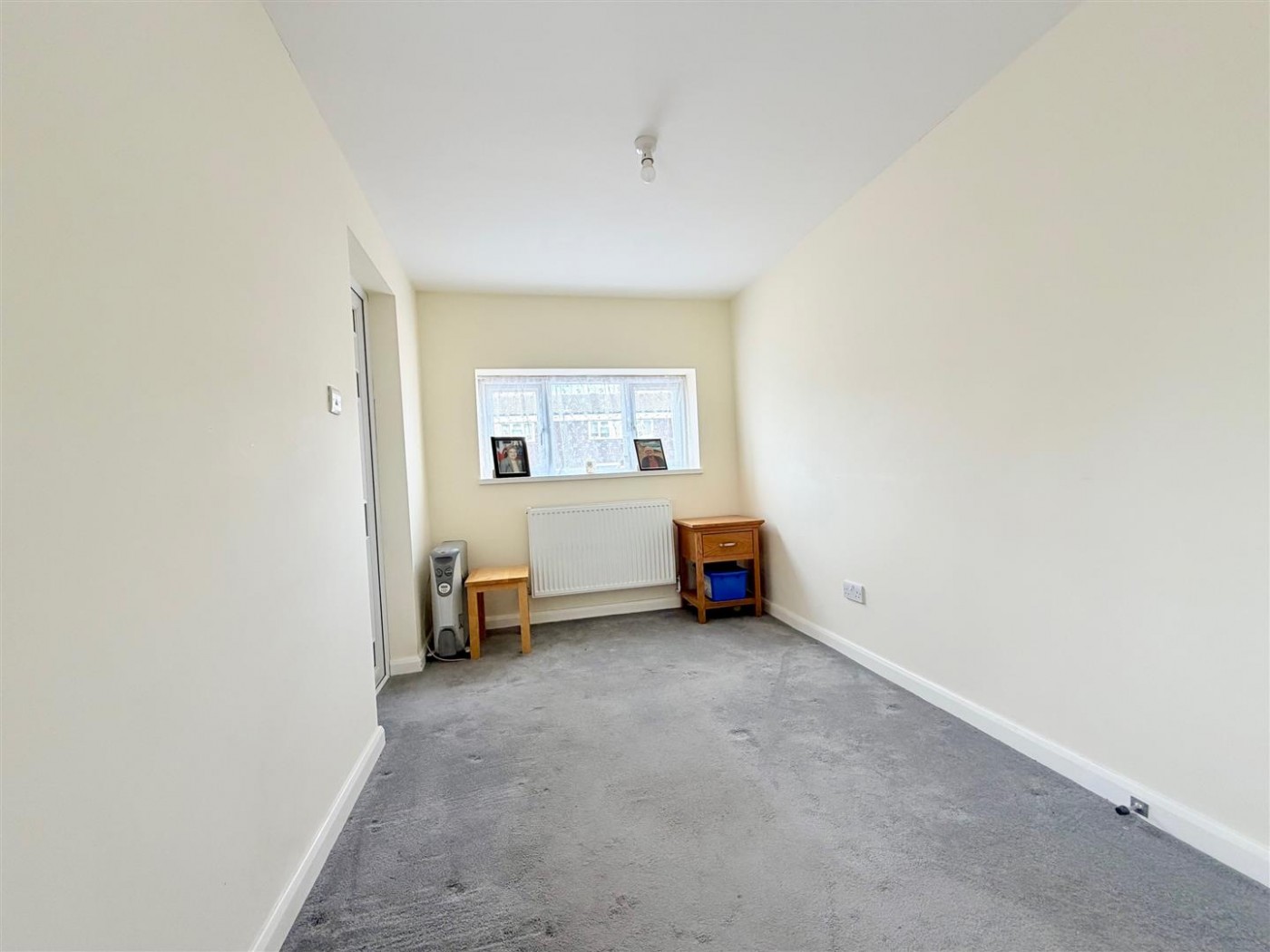 Images for Roundhills, Waltham Abbey