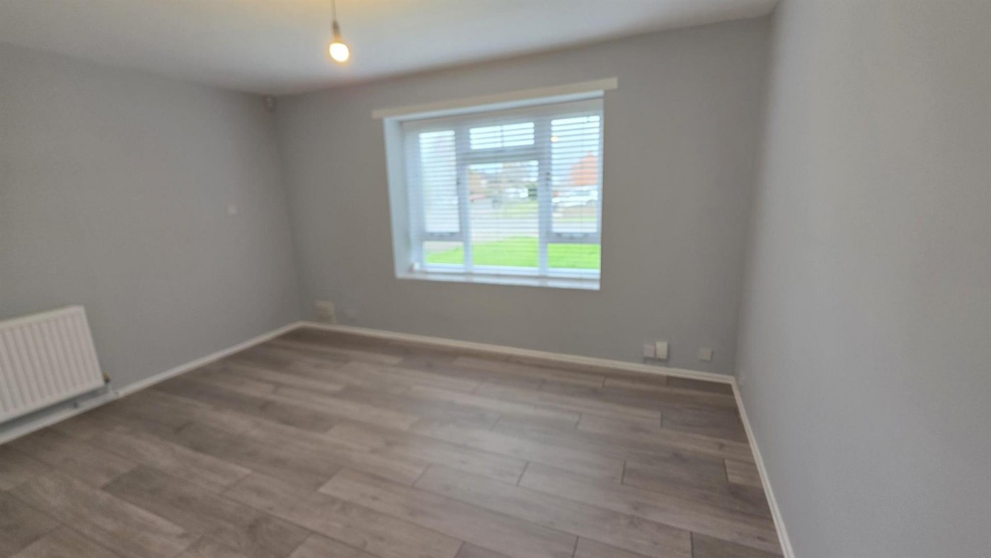 Images for The Cobbins, Waltham Abbey