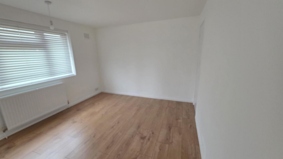 Images for The Cobbins, Waltham Abbey