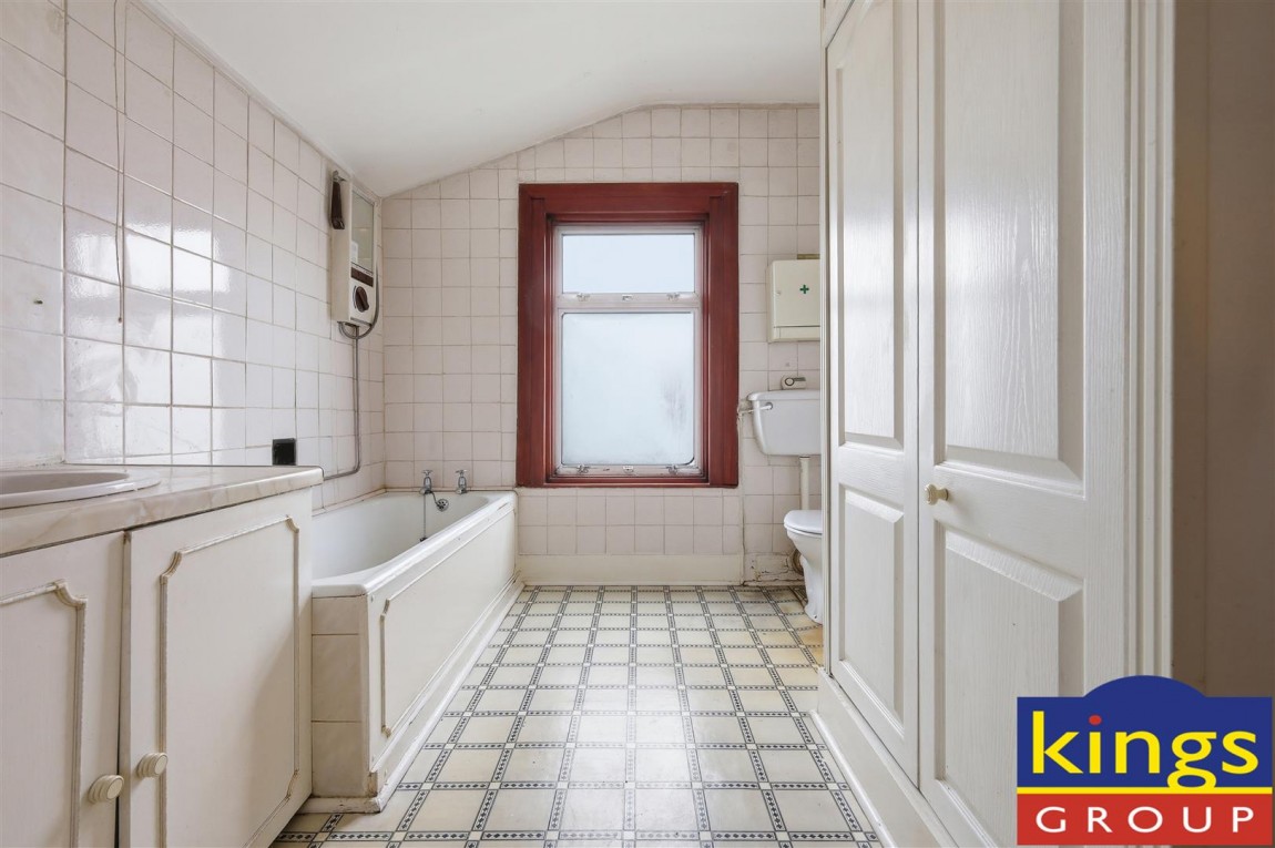 Images for Lopen Road, Edmonton, N18