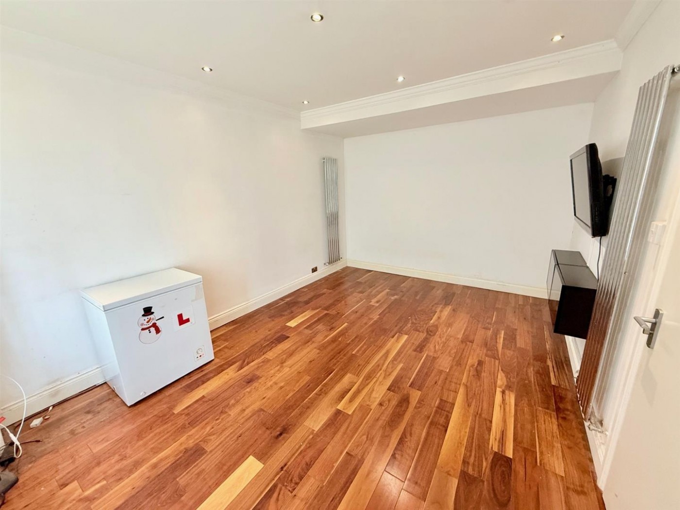 Images for Cherrydown Avenue, London