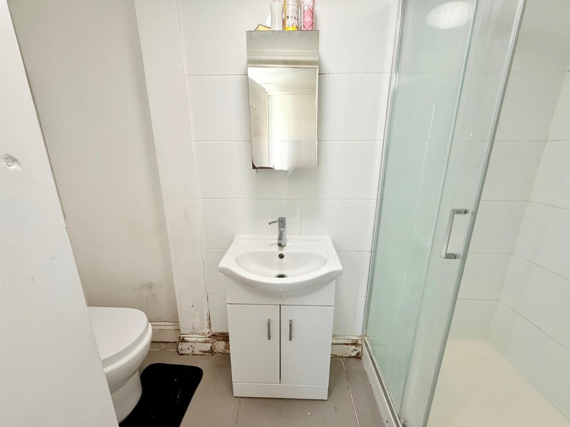 Images for Cherrydown Avenue, London