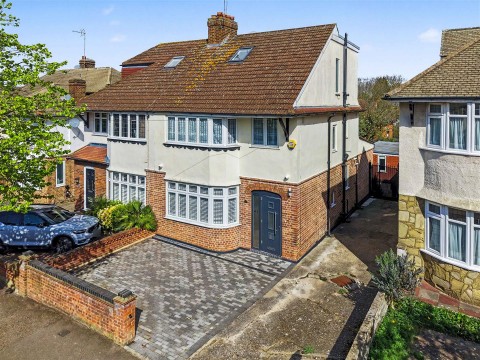 Hawkwood Crescent, Chingford - EAID:KingsGroupApi2020, BID:30505-1