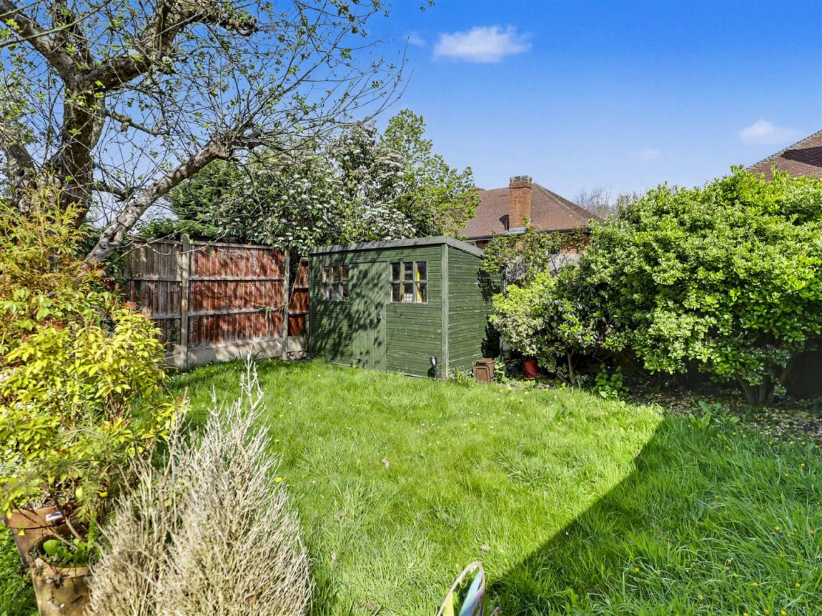 Images for Hawkwood Crescent, Chingford