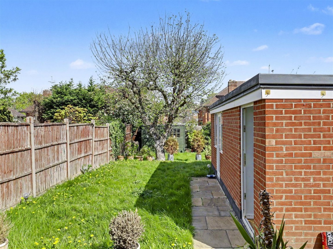 Images for Hawkwood Crescent, Chingford