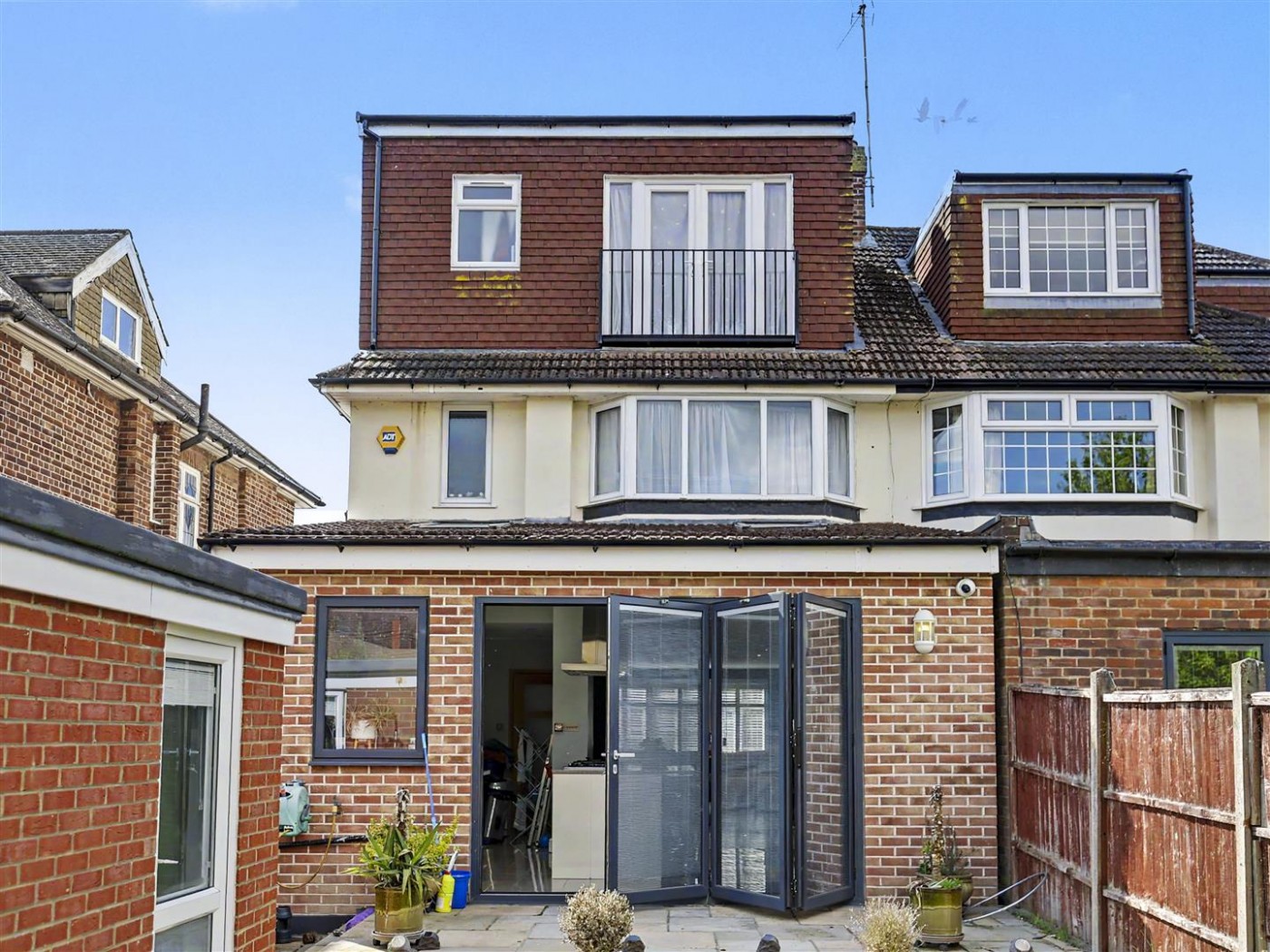 Images for Hawkwood Crescent, Chingford