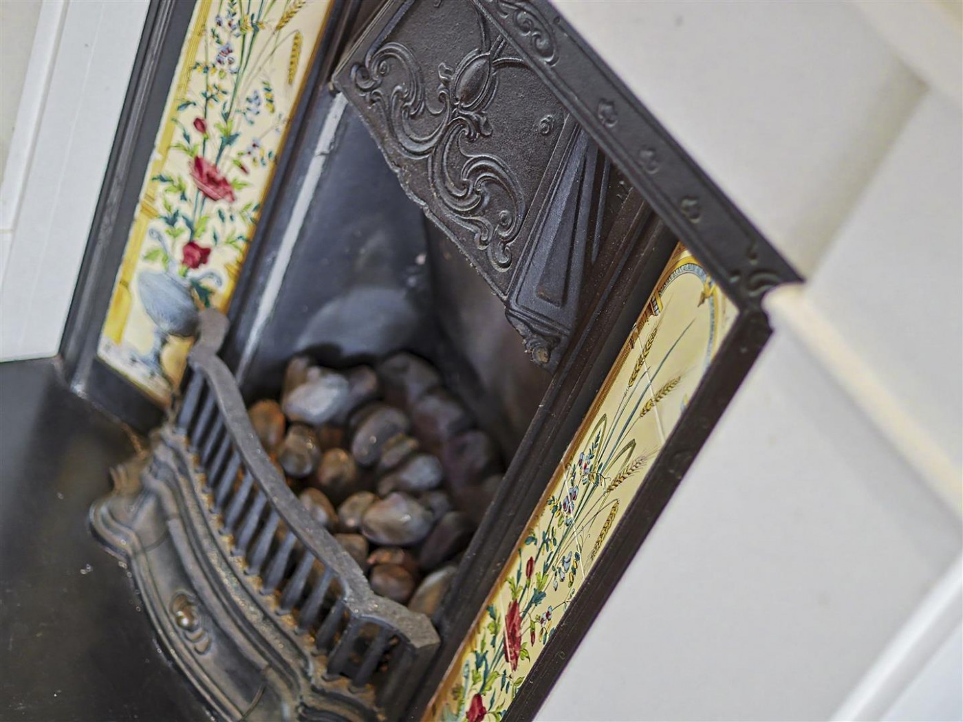 Images for Hawkwood Crescent, Chingford