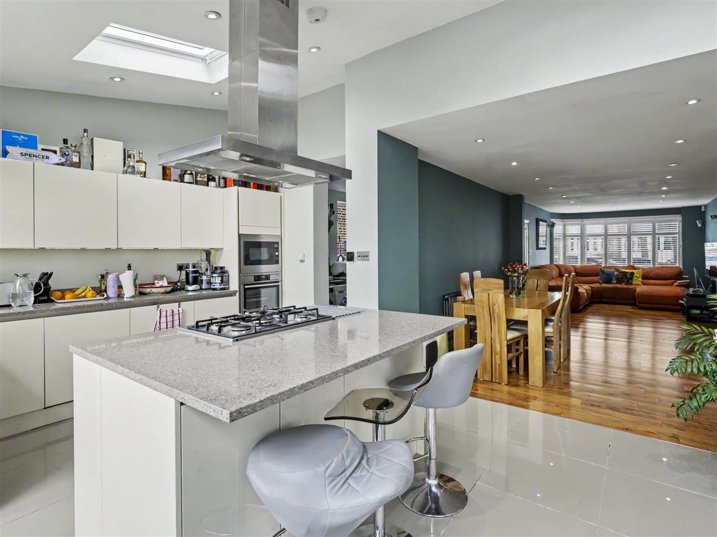 Images for Hawkwood Crescent, Chingford