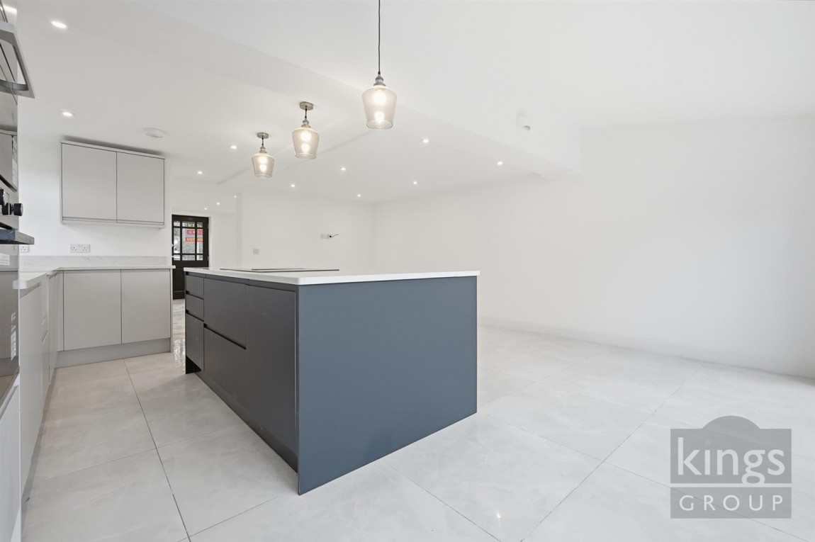 Images for St. Johns Road, Writtle, Chelmsford