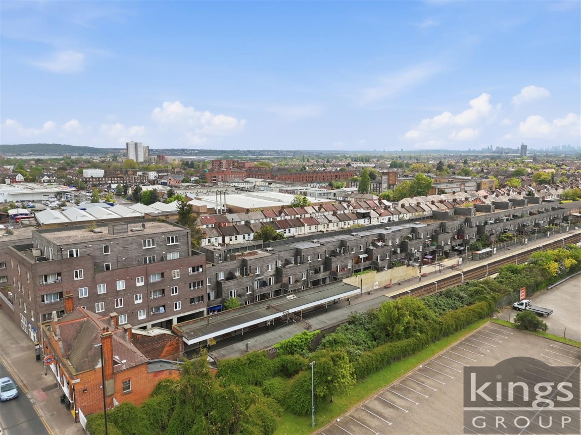 Images for Poppy Drive, Enfield