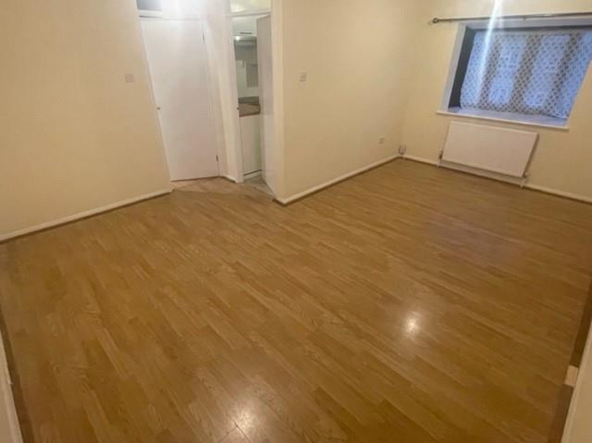 Images for Langhedge Close, Edmonton, London