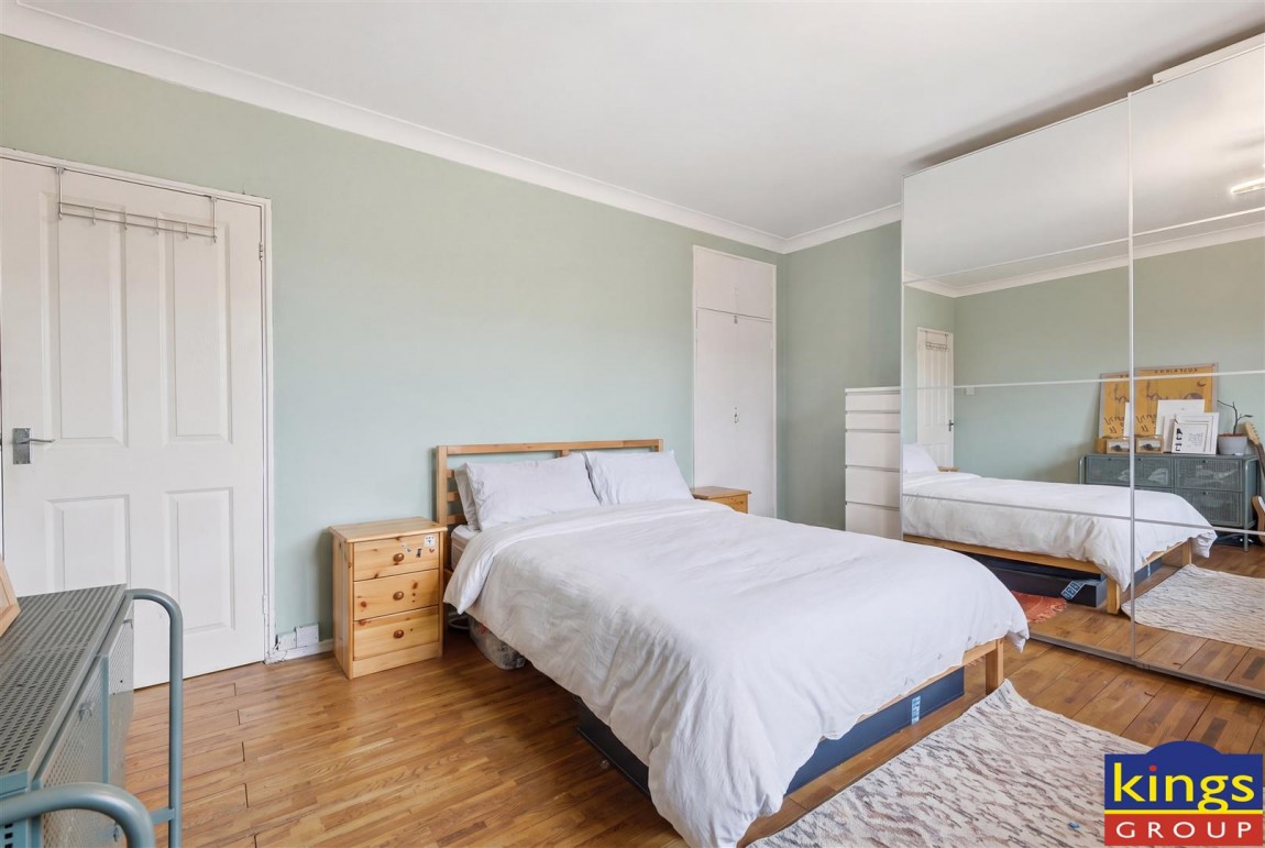 Images for Lawrence Avenue, London