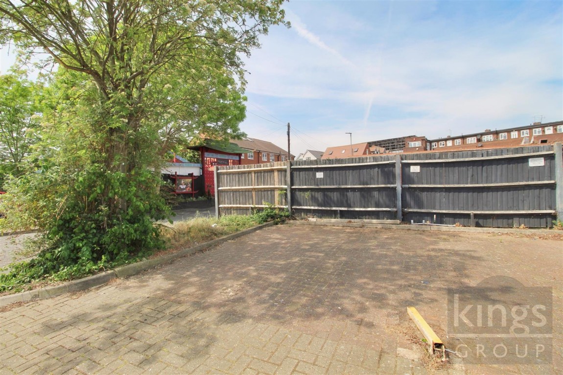 Images for Cheshunt Centre, High Street, Cheshunt