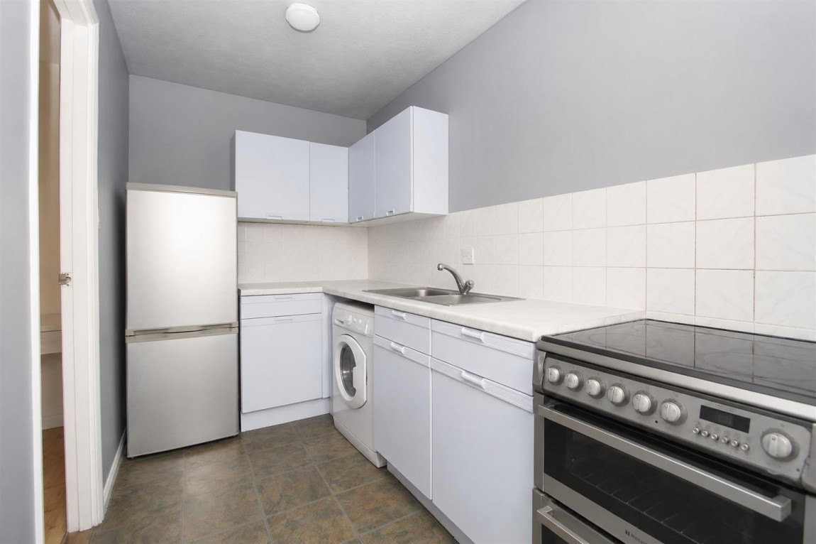 Images for Latimer Court, Bryanstone Road, Waltham Cross