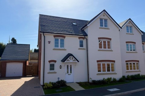 Pecks Hill, Nazeing - EAID:KingsGroupApi2020, BID:30208-11