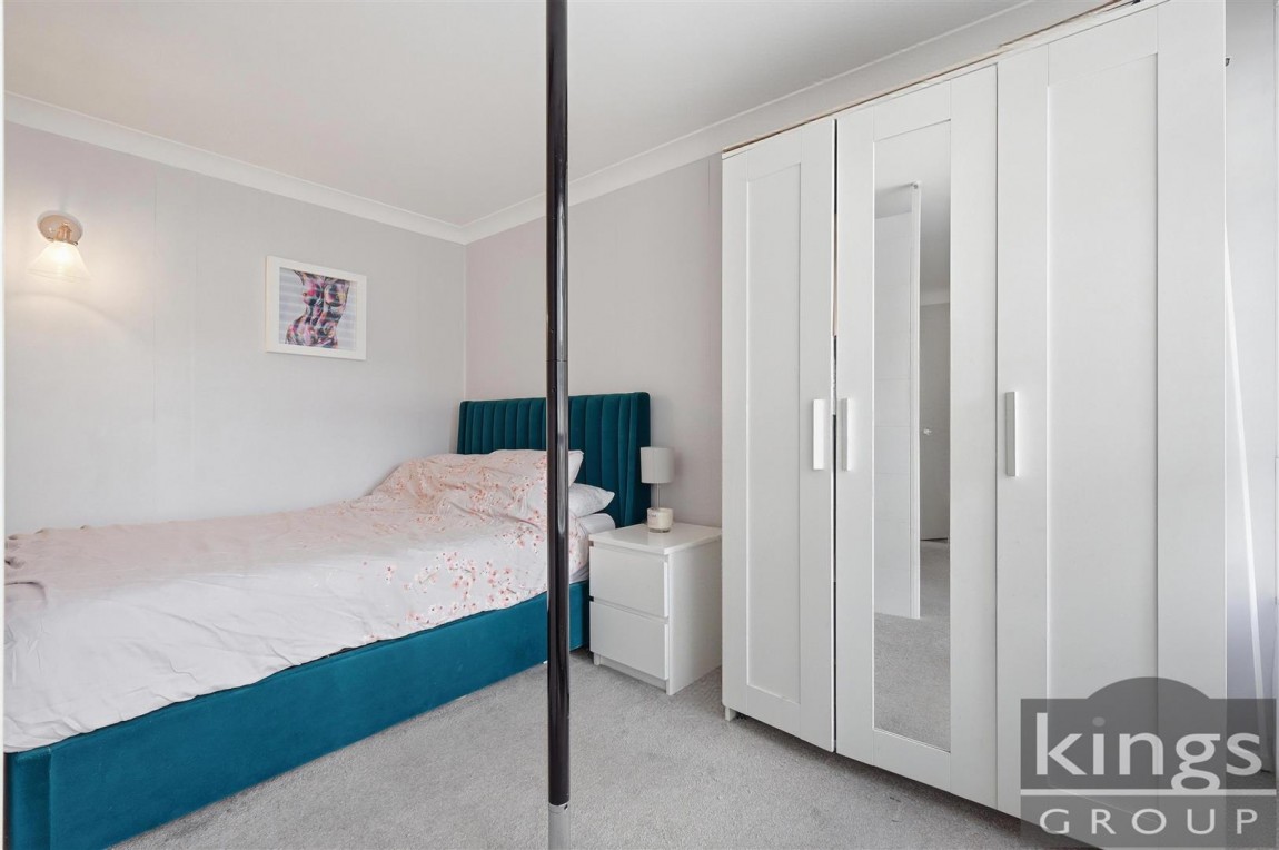 Images for Chase Side, Enfield