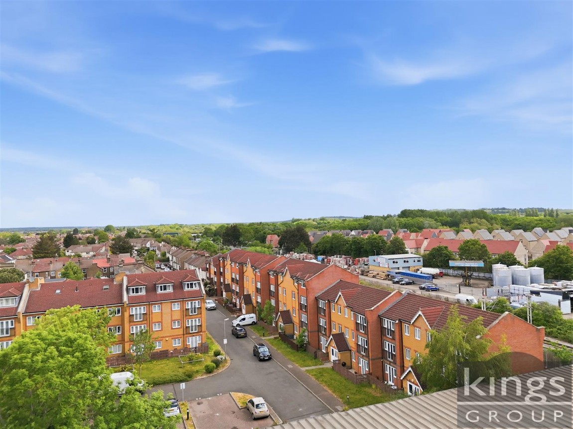 Images for Foundry Gate, Waltham Cross