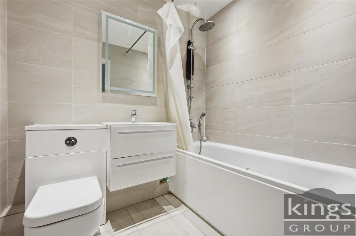 Images for Winnipeg Way, Turnford, Broxbourne