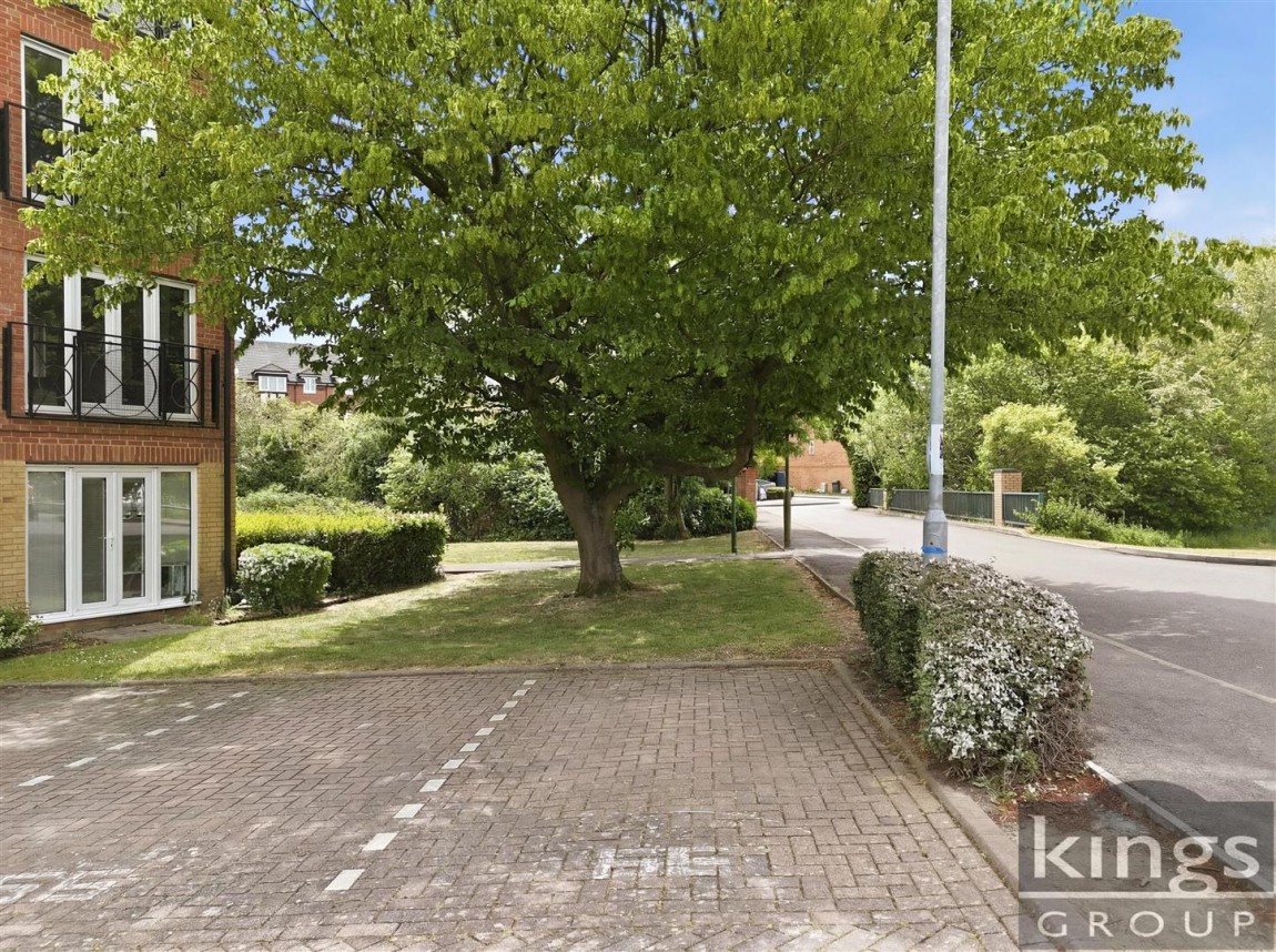 Images for Winnipeg Way, Turnford, Broxbourne