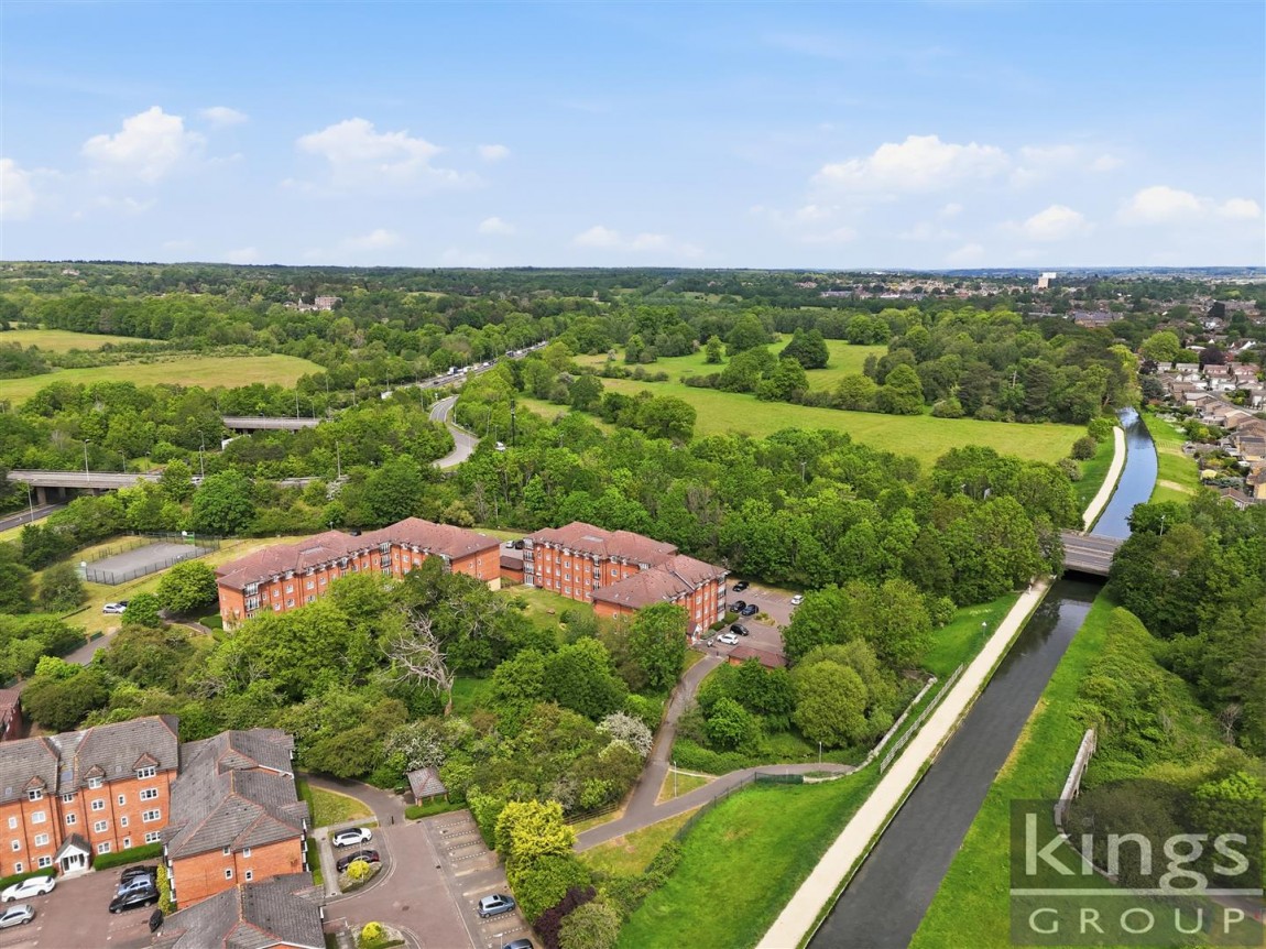 Images for Winnipeg Way, Turnford, Broxbourne