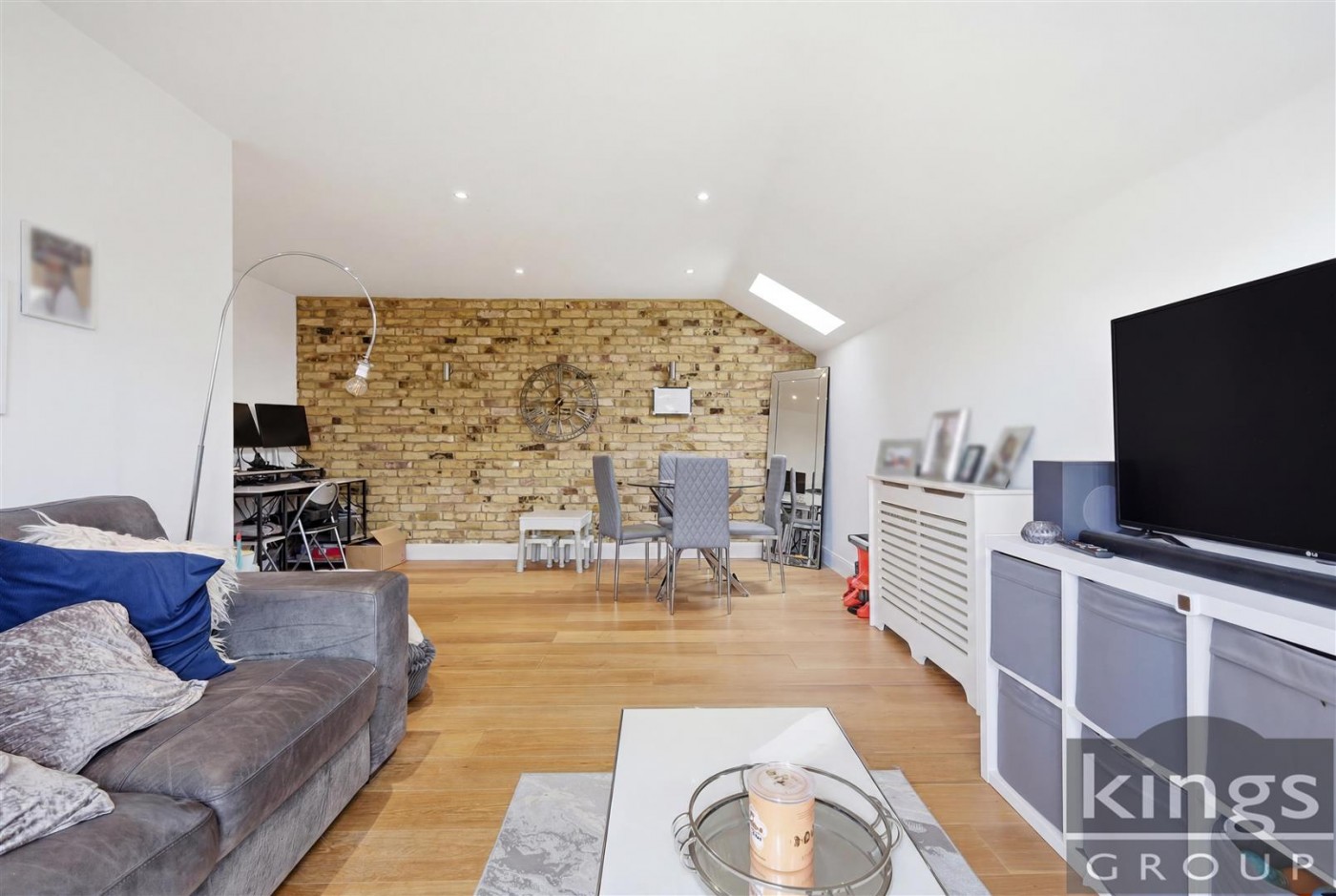 Images for Winnipeg Way, Turnford, Broxbourne