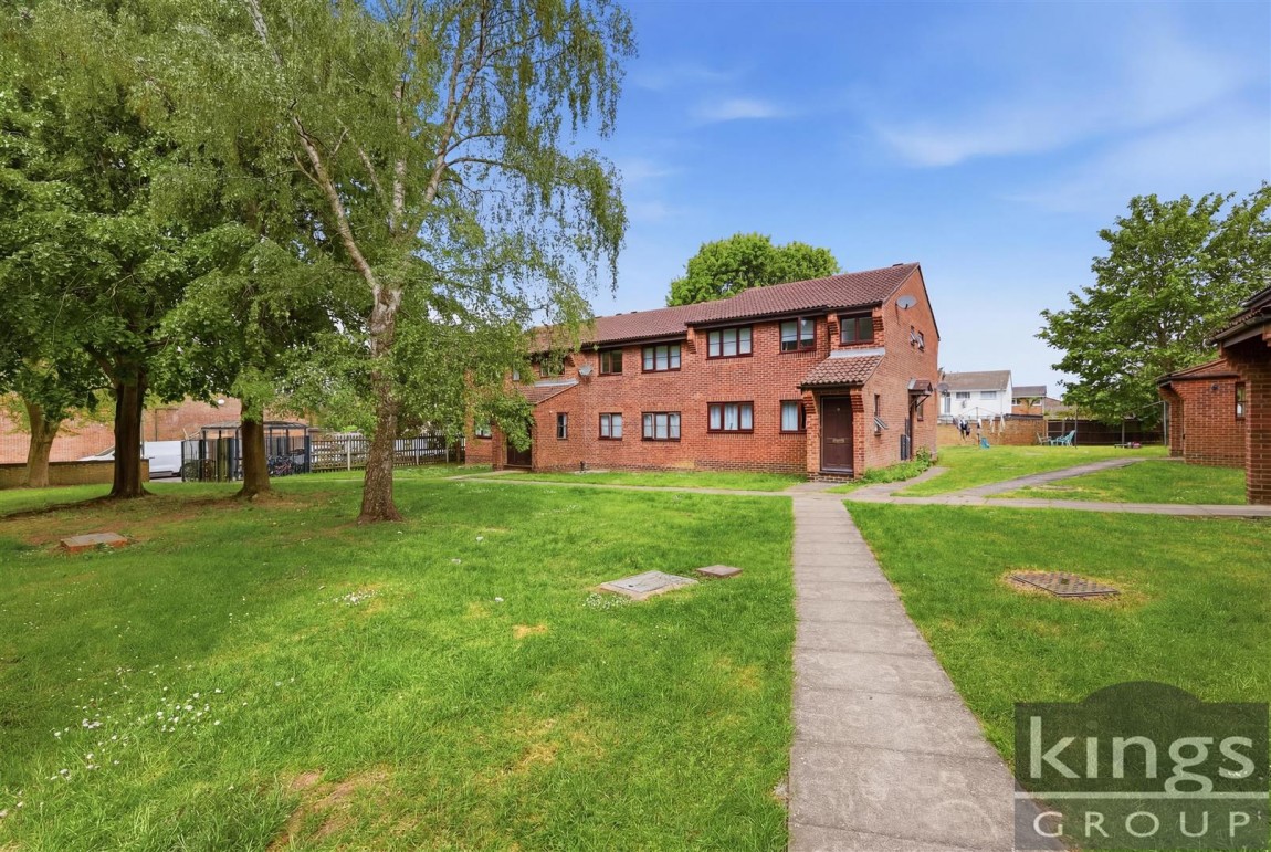Images for Clematis Tye, Chelmsford