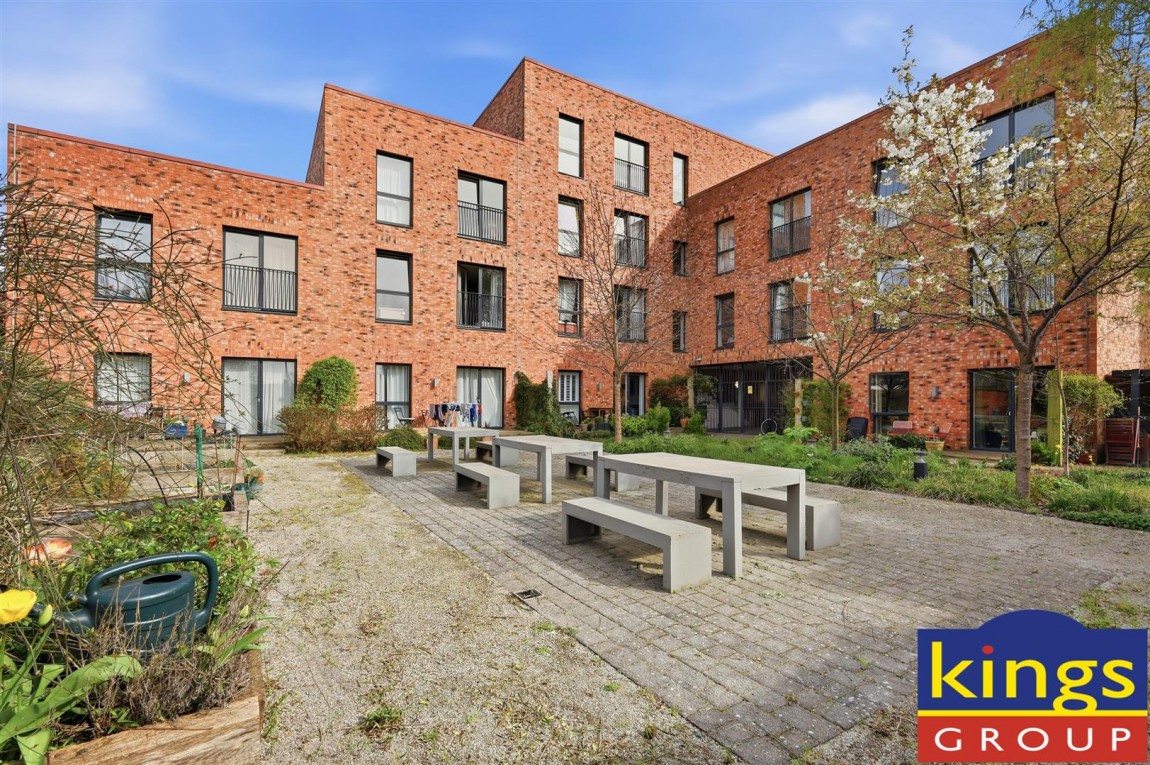 Images for Gainsford Road, London