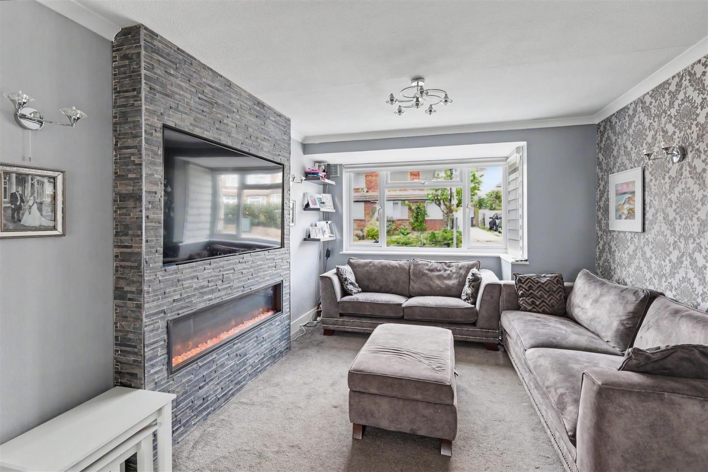Images for Halfhides, Waltham Abbey