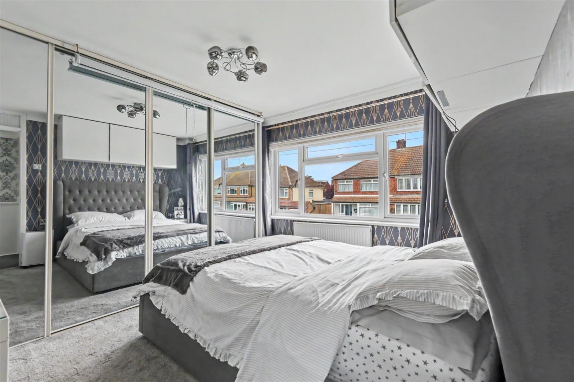 Images for Halfhides, Waltham Abbey