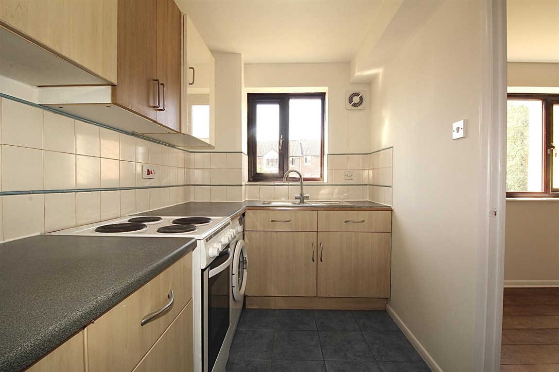 Images for Linwood Crescent, Enfield