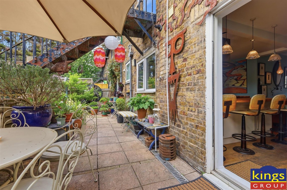 Images for Thorpe Crescent, London