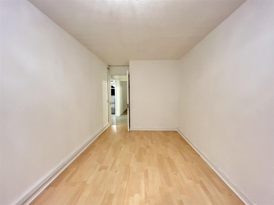 Images for Barn Mead, Harlow