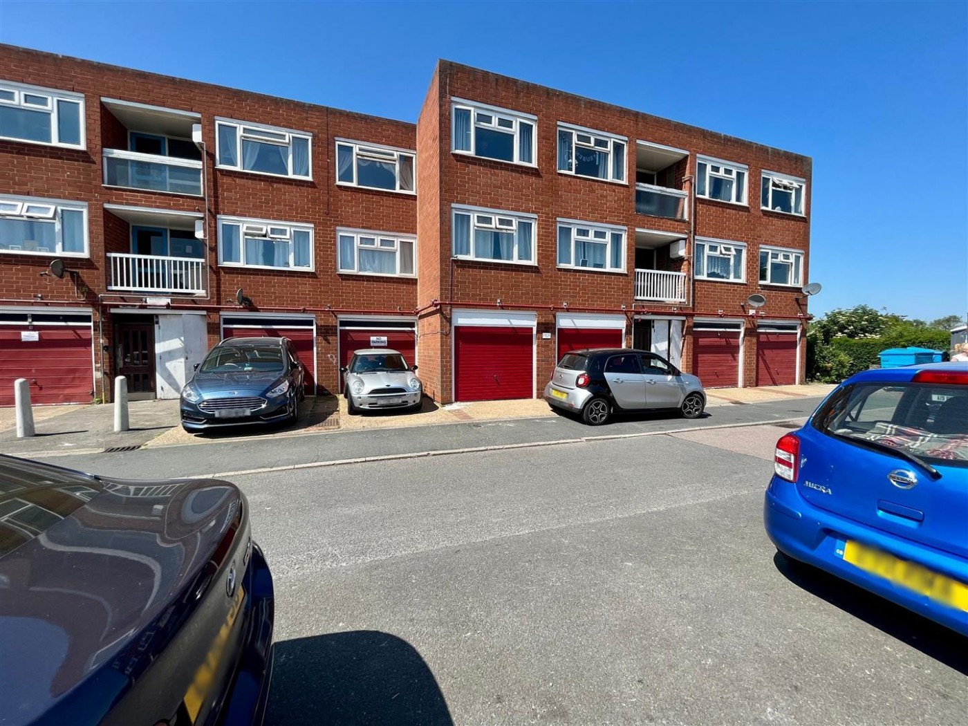 Images for Barn Mead, Harlow