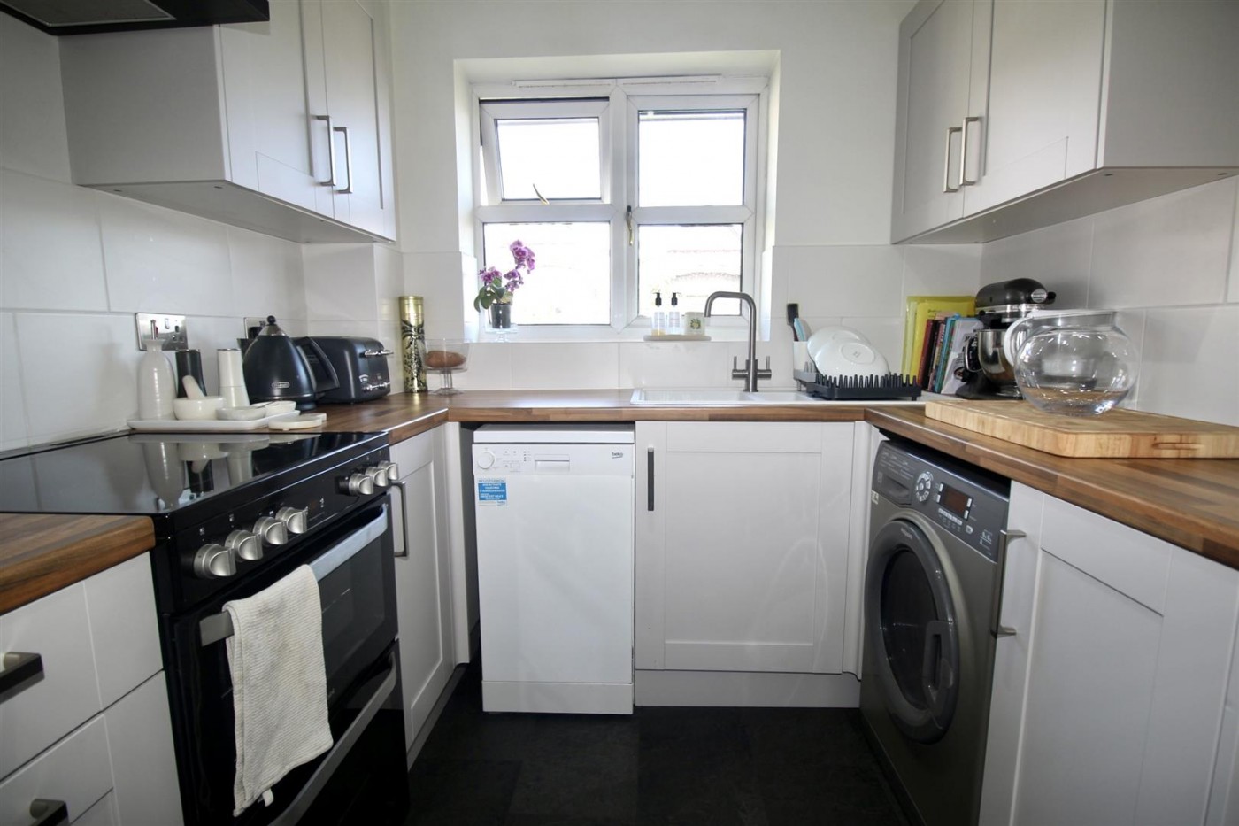 Images for 40 Windmill Hill, Enfield
