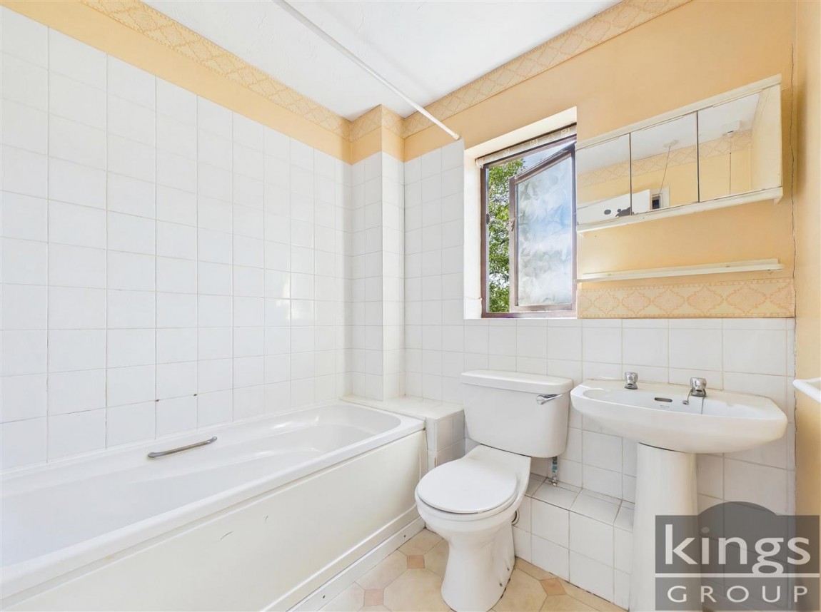 Images for Hollybush Way, Cheshunt, Waltham Cross