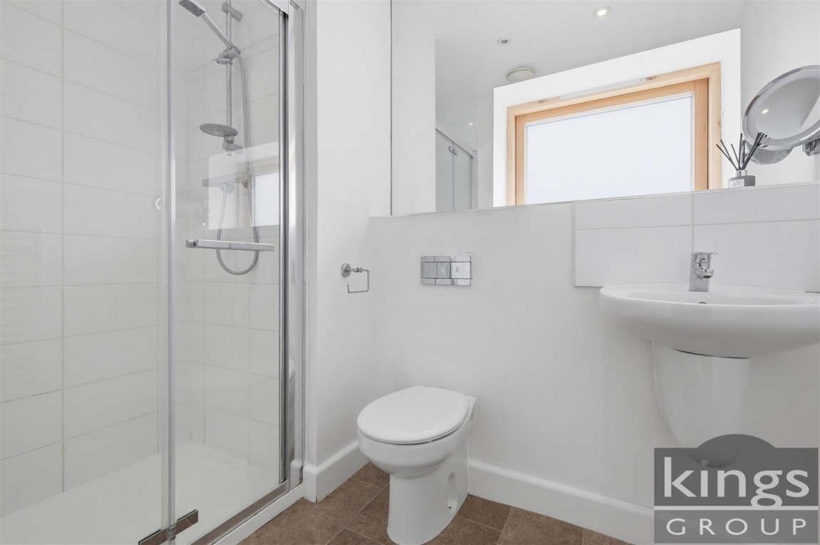 Images for Nuthatch Drive, Newhall