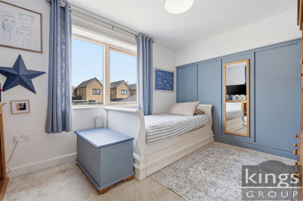 Images for Nuthatch Drive, Newhall