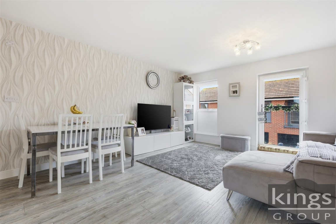 Images for Maytree Crescent, Gilden Park