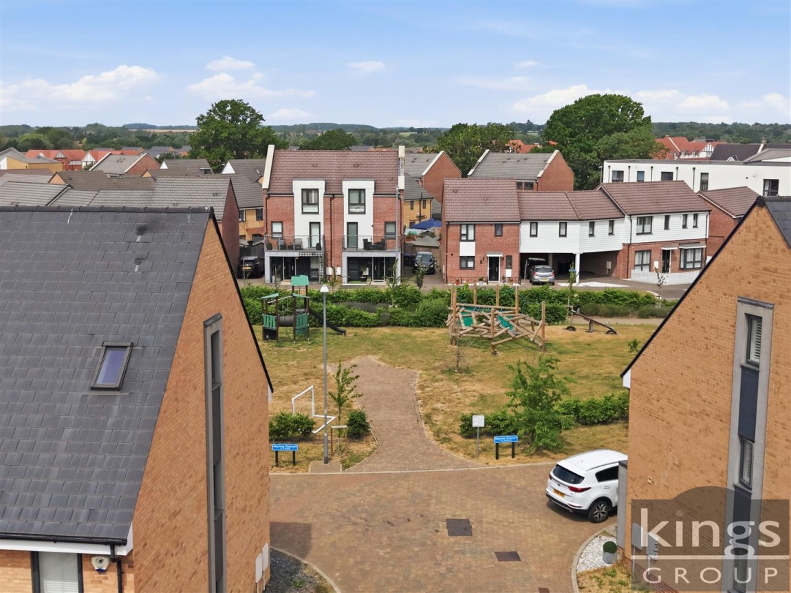 Images for Maytree Crescent, Gilden Park