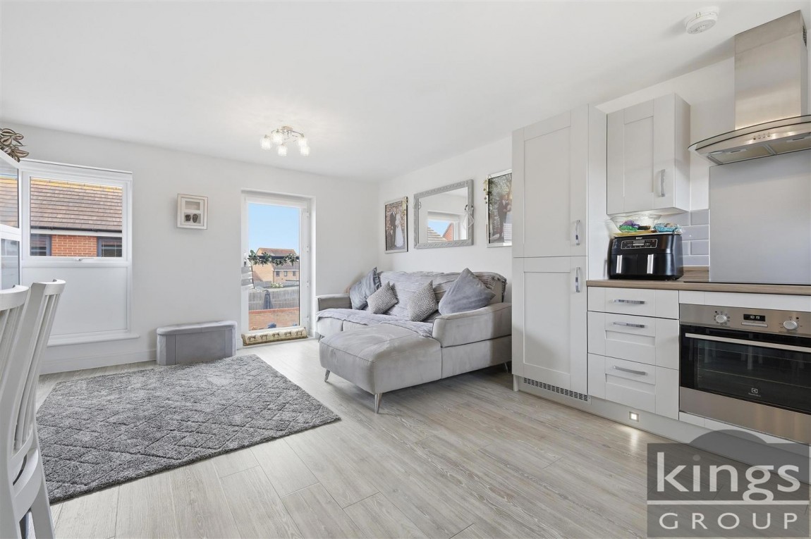 Images for Maytree Crescent, Gilden Park