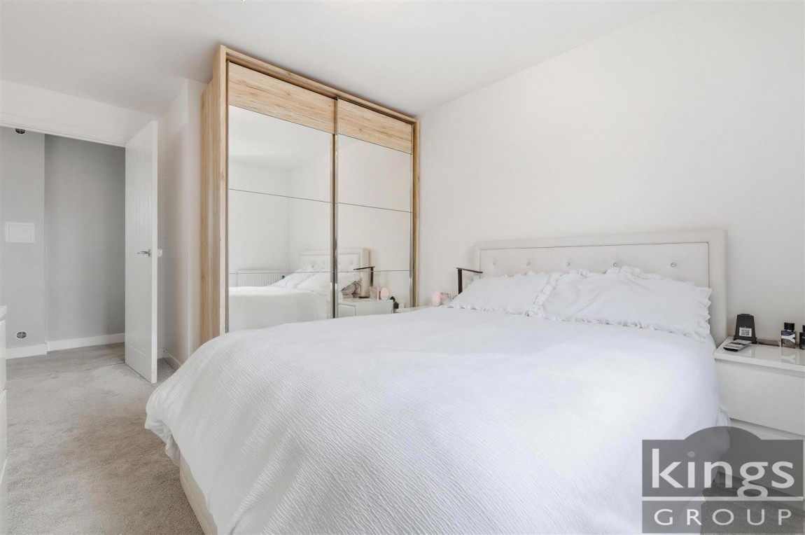 Images for Maytree Crescent, Gilden Park