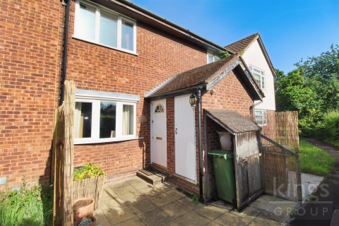 Bushbarns, Cheshunt, Waltham Cross - EAID:KingsGroupApi2020, BID:30208-5