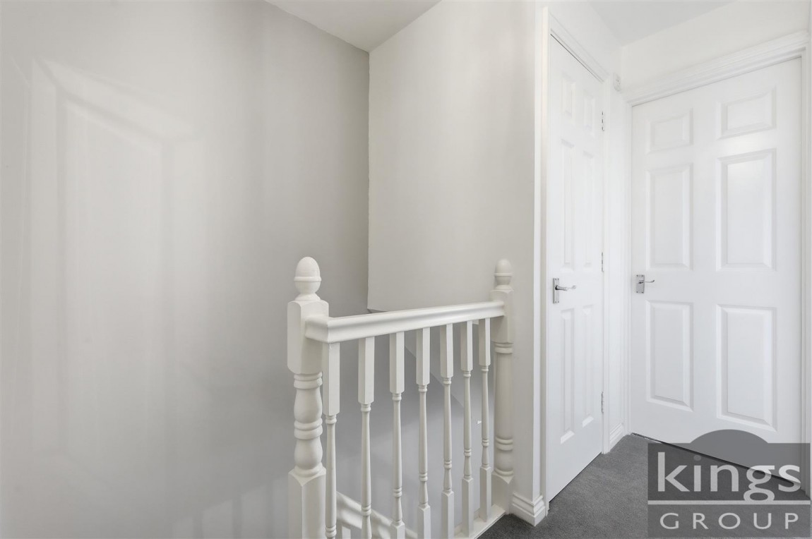 Images for Jules Thorn Avenue, Enfield