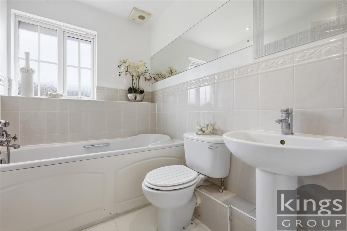 Images for Jules Thorn Avenue, Enfield
