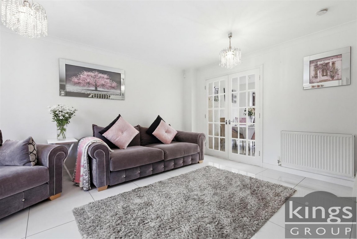 Images for Jules Thorn Avenue, Enfield