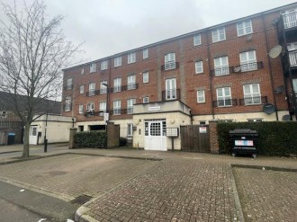 Gareth Drive, Edmonton
